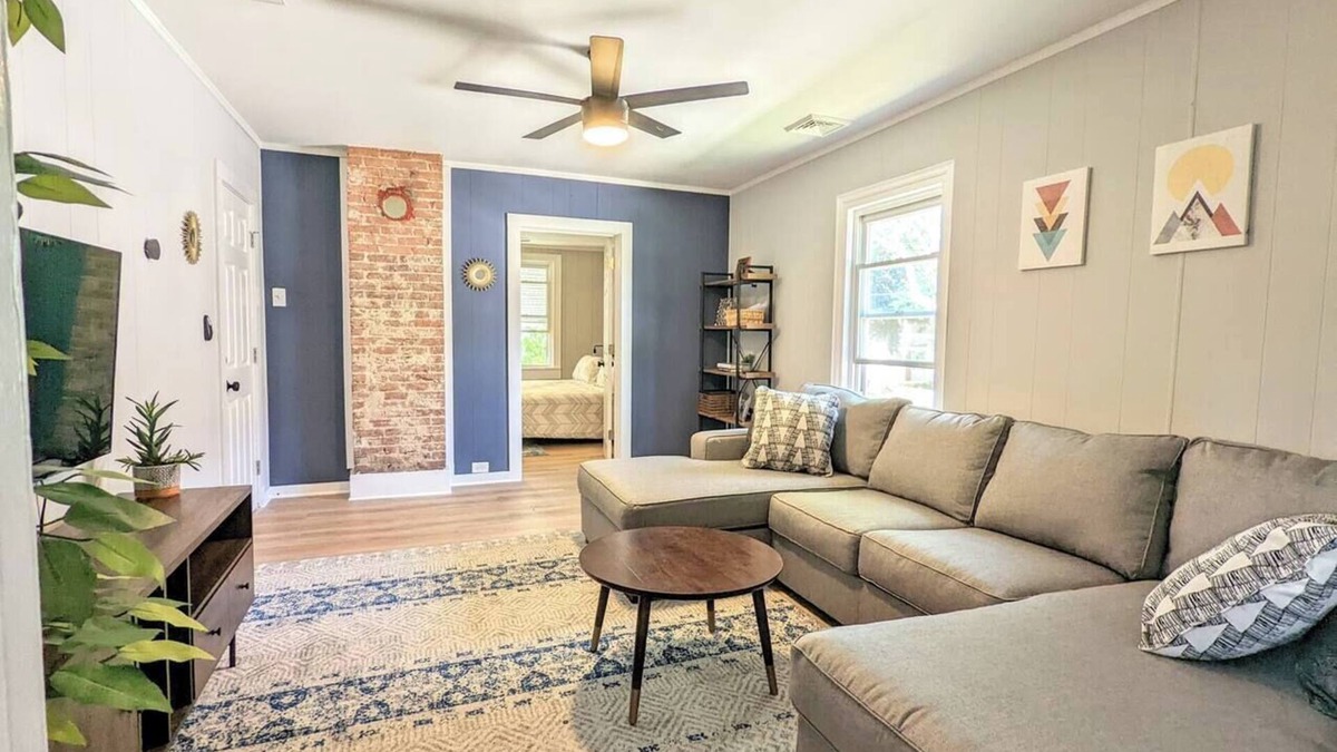 Ohio City House | Duck Island Getaway - Close to Downtown and West Side Market