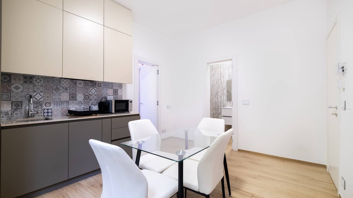 Bolognina Apartment | Due Agosto Apartment, comfy, modern and central