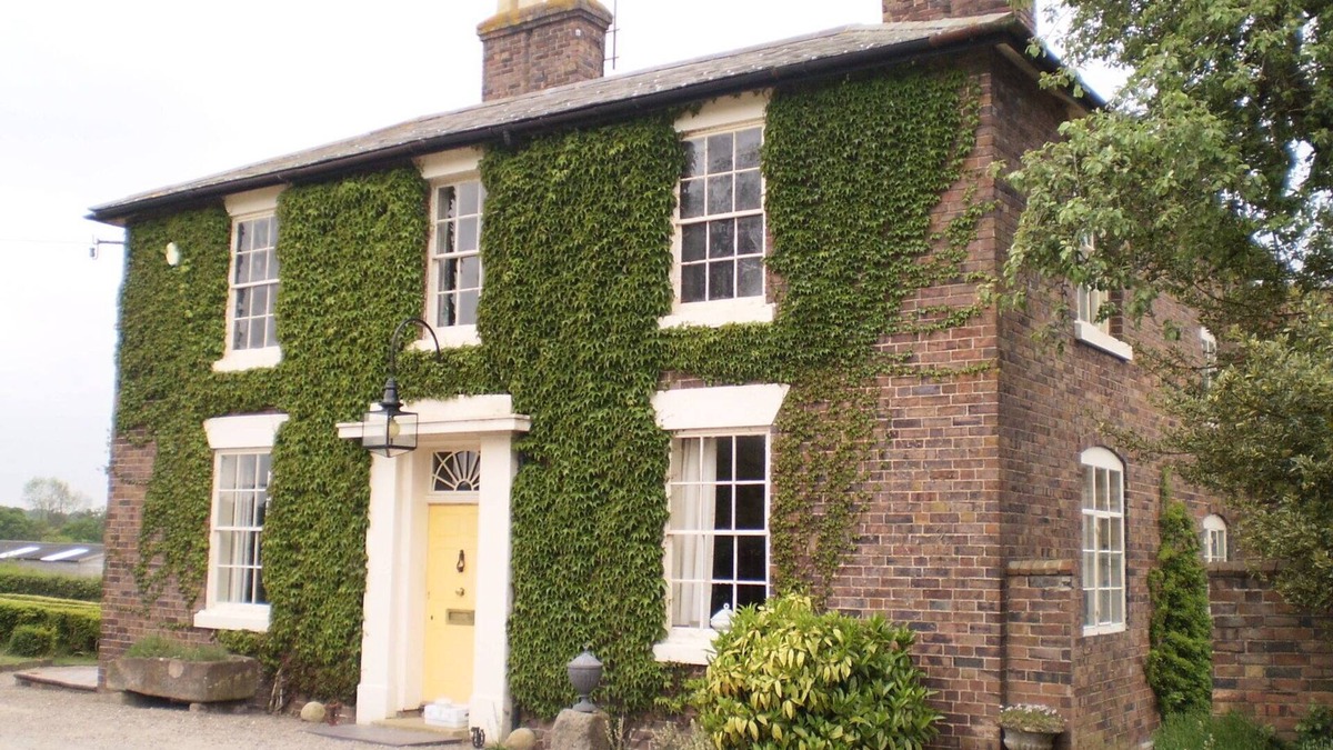 Bridgnorth Apartment | Duken Courtyard Cottage self catering holiday cottage in glorious countryside