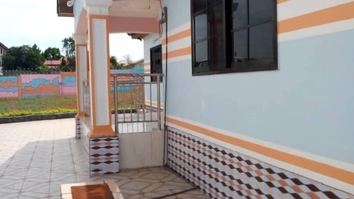 Kumasi House | Dukusguest