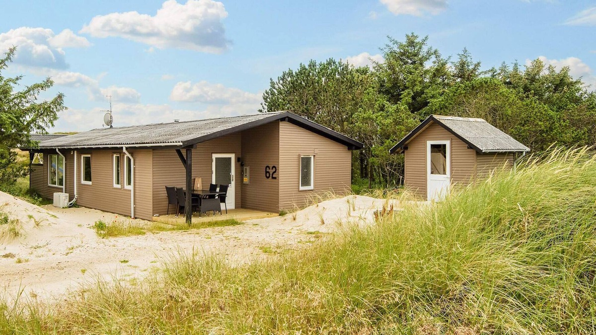 Bjerregaard House | Dune Escape with Games and WiFi-By Traum