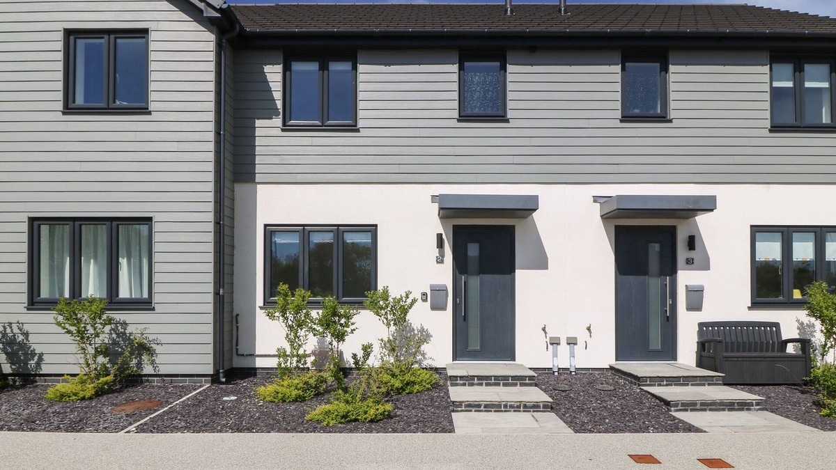 Llanfaelog Cottage | DUNE RETREAT, pet friendly, luxury holiday cottage in Rhosneigr