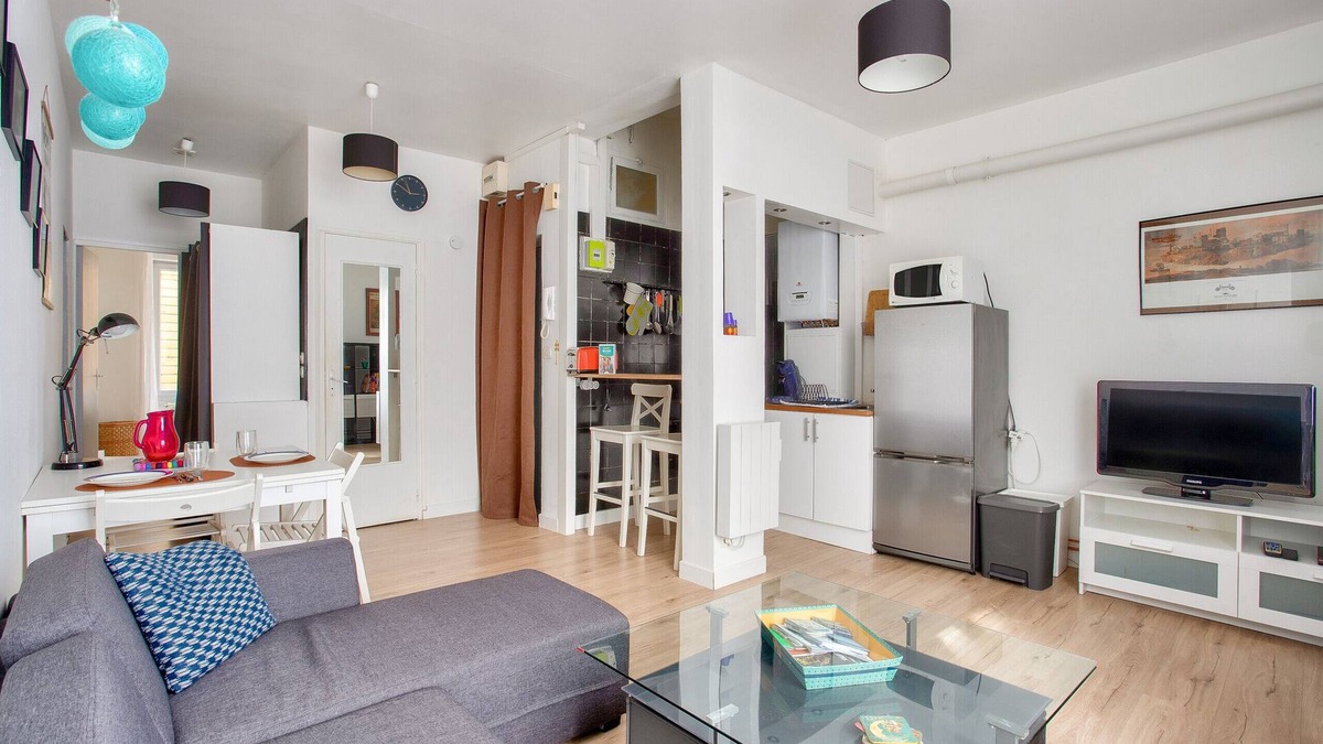 Madeleine-Champ de Mars Apartment | Duo getaway 100m from the Loire