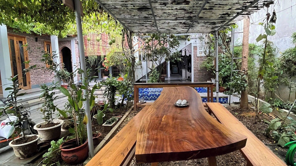 Son Tay Hostel | Duong Lam Village