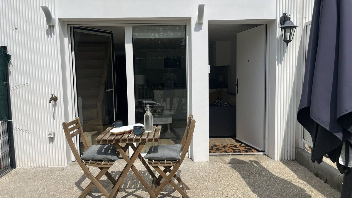 Clamart Apartment | Dupleix 57m2, Jardin et Entrée Privée