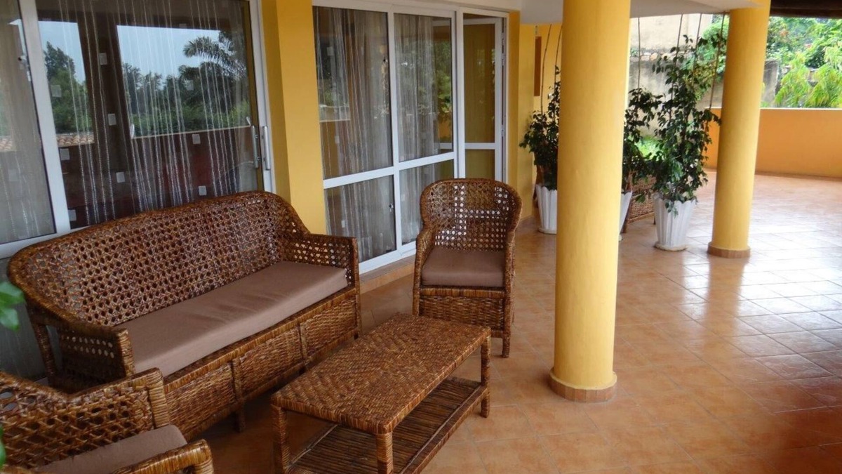 Bujumbura Apartment | Duplex 2 bedroom apartment, 2 living rooms, terrace and garden, all services inc