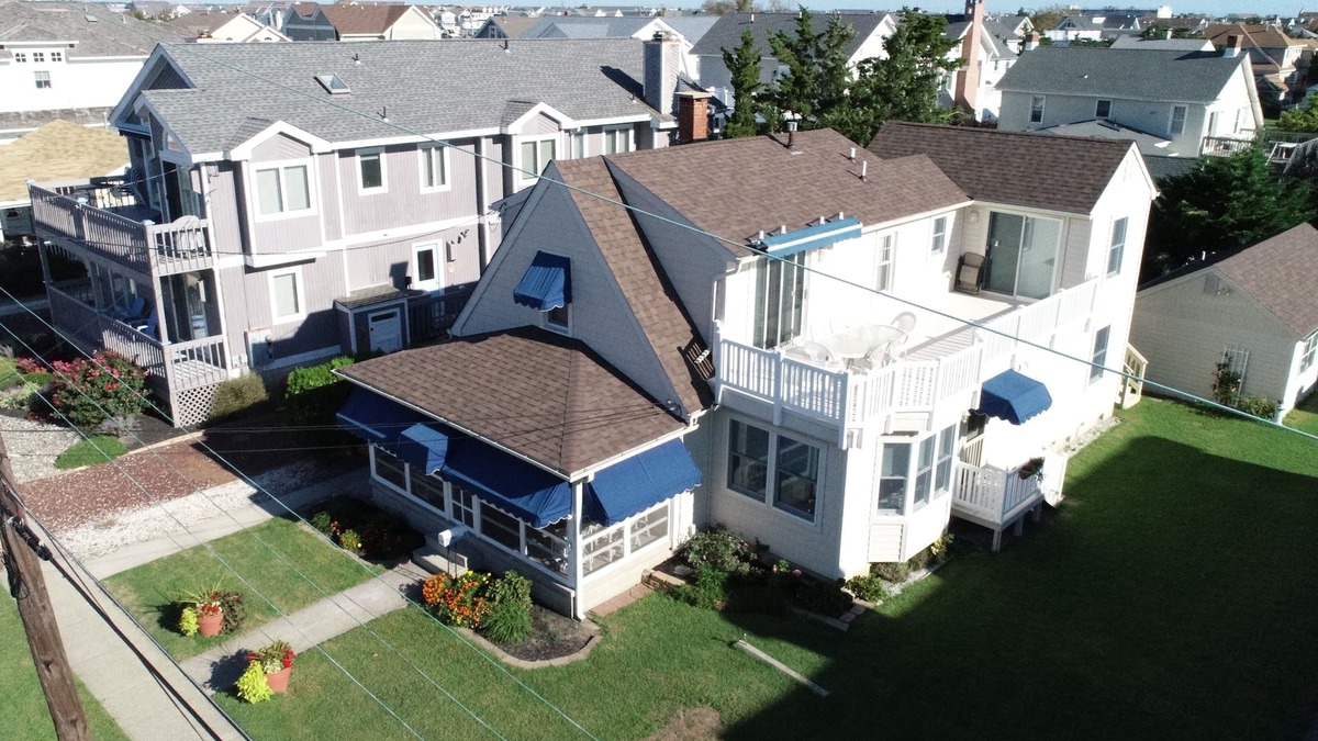 Stone Harbor House | Duplex, 2 blocks from beach, Internet, Central A/C, Deck, Off Street Parking and more!