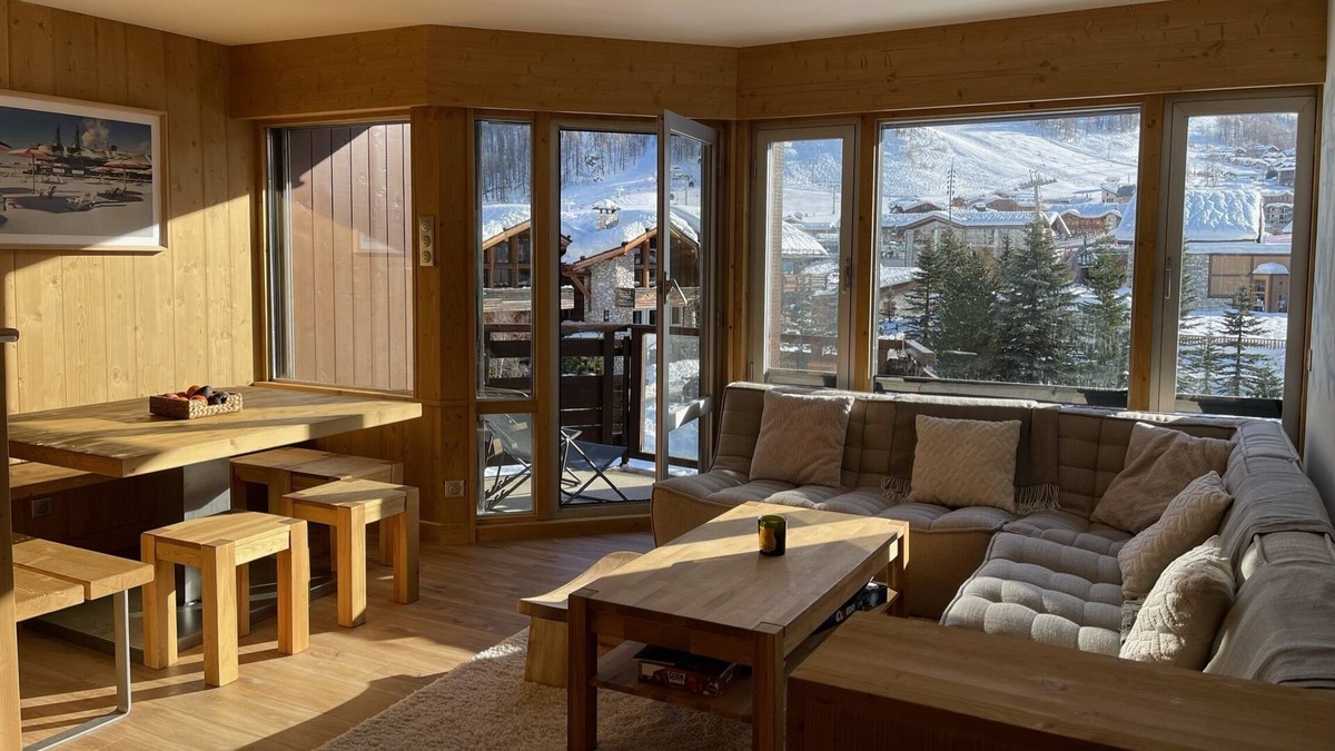 Val-d'Isere Apartment | Duplex 70m2 facing south ideally located 250m from the start of Solaise/Bellevarde