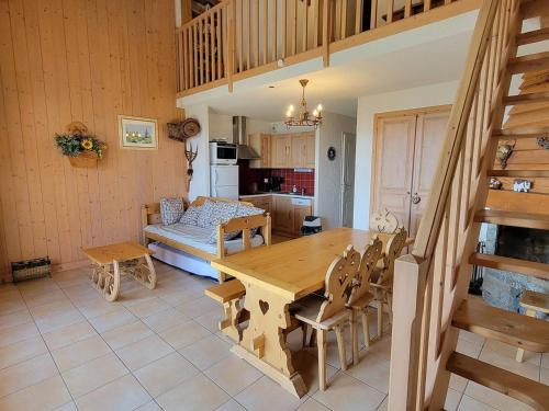 Saint-Michel-de-Chaillol Apartment | Duplex 8pers avec Balcon Sud, Cheminée, WIFI Gratuit - Animaux admis - Parking & Ménage en option - FR-1-393-63