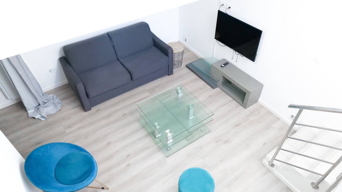 Les Sables d'Olonne Ski Chalet | Duplex Apartment by the Port – Les Sables d’Olonne – Sleeps 4