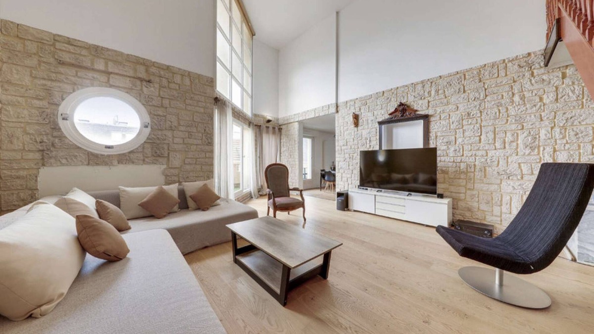Sannois Apartment | Duplex apartement in downtown with parking