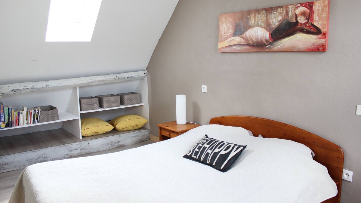 Laval Apartment | Duplex apartment near TGV station and town center completely renovated