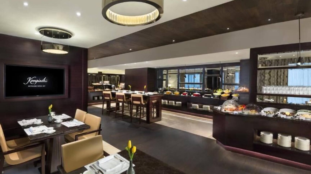 Al Barsha 1 House | Duplex Aspen Near Mall Of Emirates By Luxury Bookings