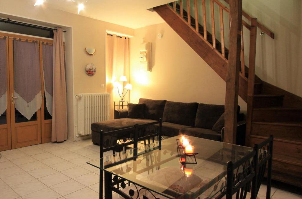Lorcy Apartment | Duplex Confortable avec Équipements Modernes à 20min de Montargis et Pithiviers - FR-1-590-175