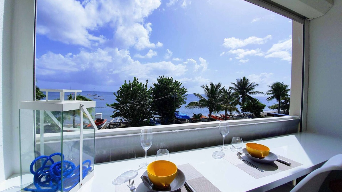 Fond Lahaye Apartment | Duplex, feet in the water, 5 min drive from downtown