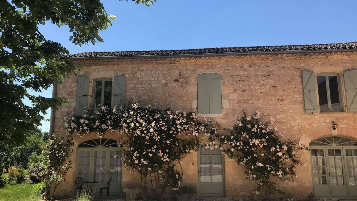 Castelnau-de-Montmiral Apartment | Duplex flat in the 17th century castle estate
