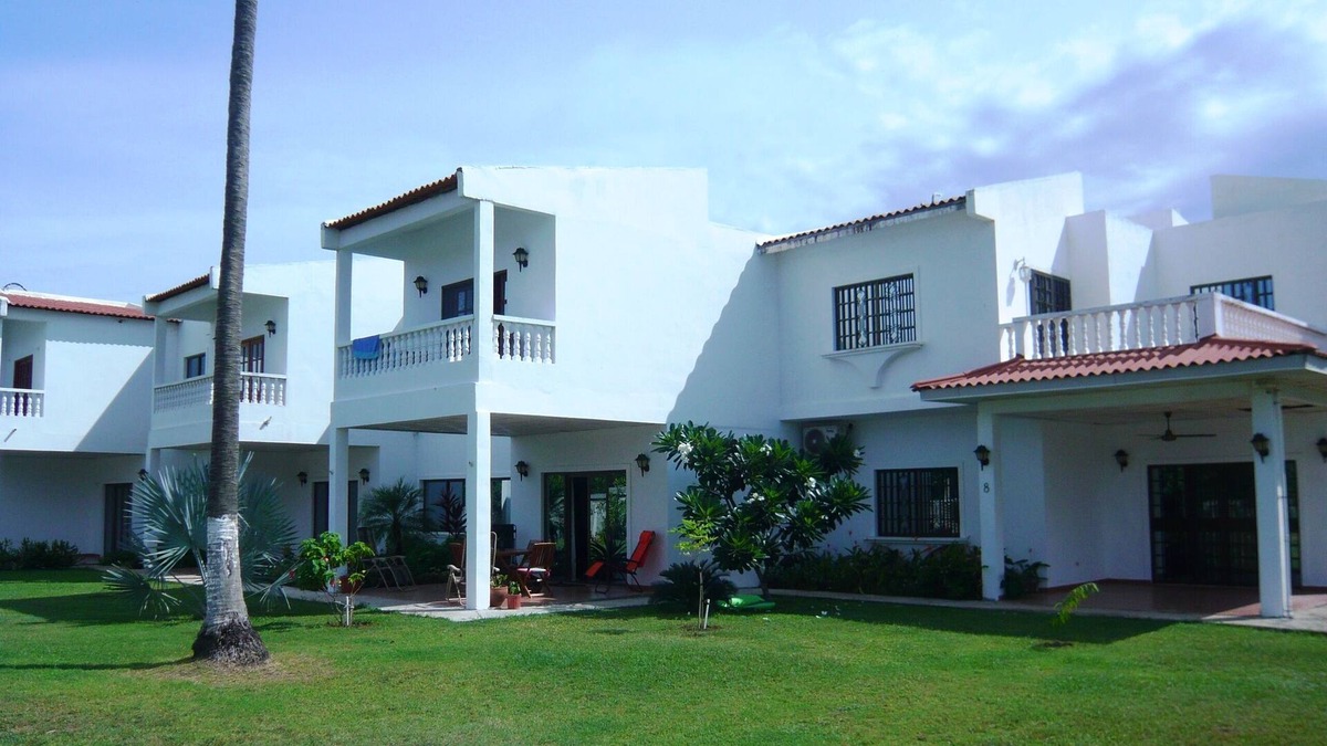 El Rompio House | Duplex house to rent with swimming pool