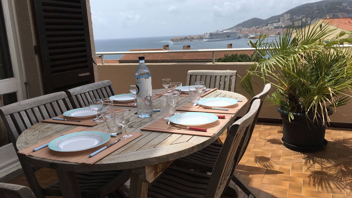 Le Ricanto Apartment | Duplex in Ajaccio, between two beaches, sea view, 7 per, 3 bdrms, 2 bathrms, 3 terraces