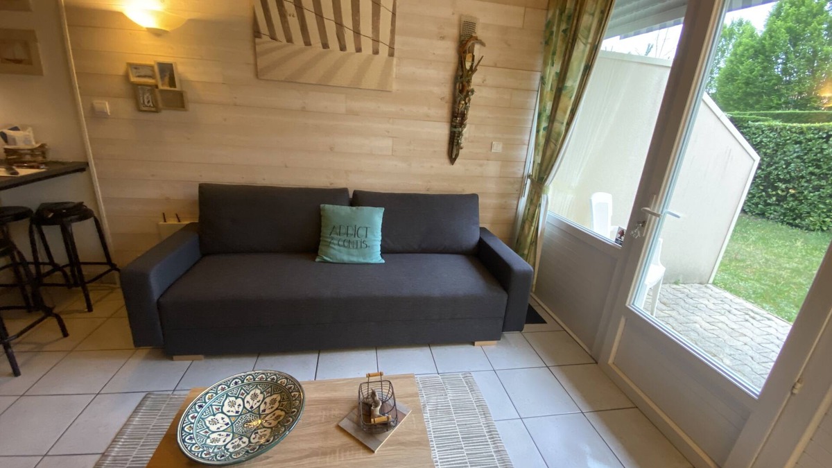 Saint-Julien-en-Born Villa | DUPLEX IN THE HEART OF THE MOORS
