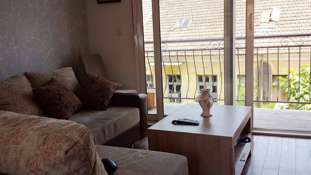 Downtown Apartment | Duplex in the center of town