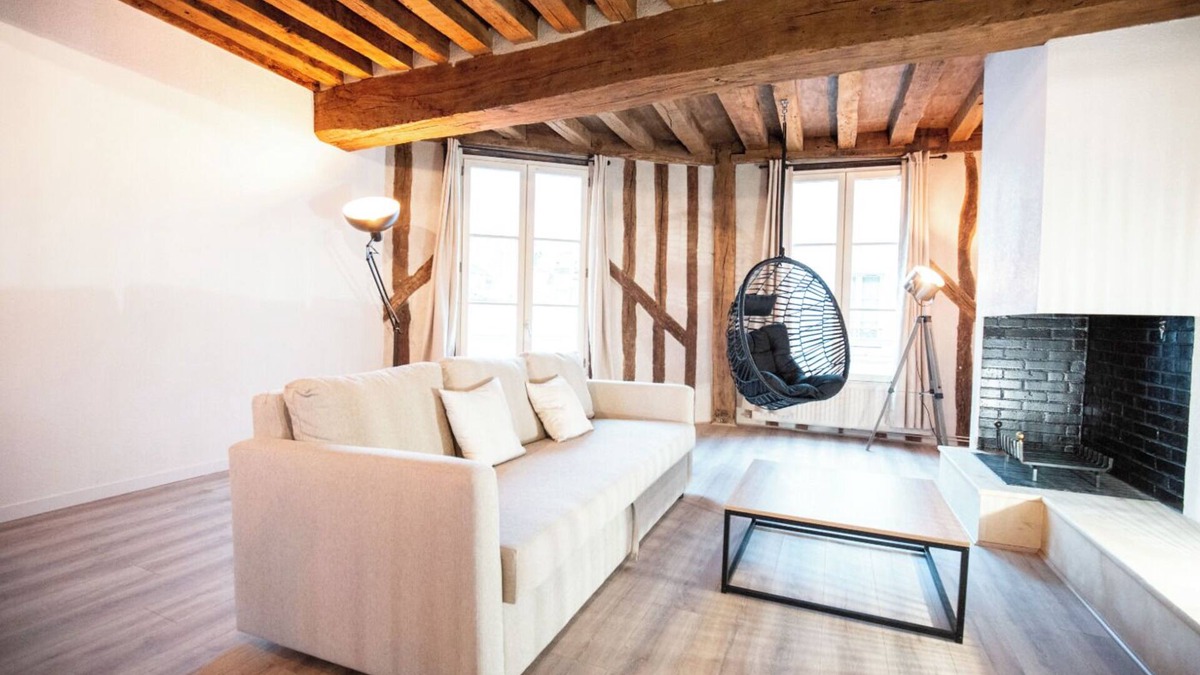 Bourgogne Apartment | Duplex "Le Bourgogne" historic center of Orléans