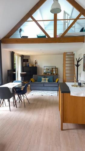 Magny-le-Hongre Apartment | Duplex Le Colombier - Beautiful Charming Home