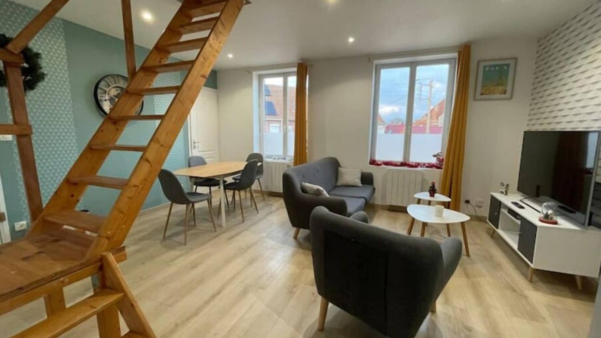 Phalempin Apartment | Duplex Lumineux - 5min de la Gare - Hypercentre