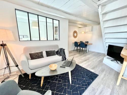 Plouhinec Apartment | Duplex-Ocean Moderne dans longère avec extérieur