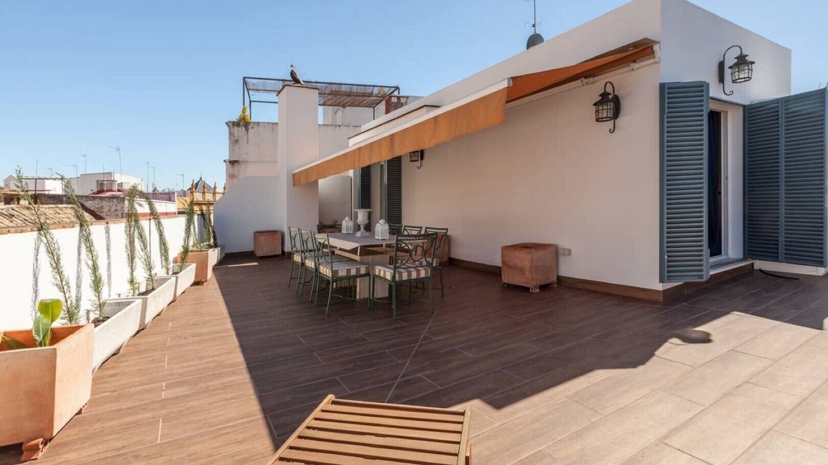 La Florida Apartment | Duplex penthouse with 70 m terrace