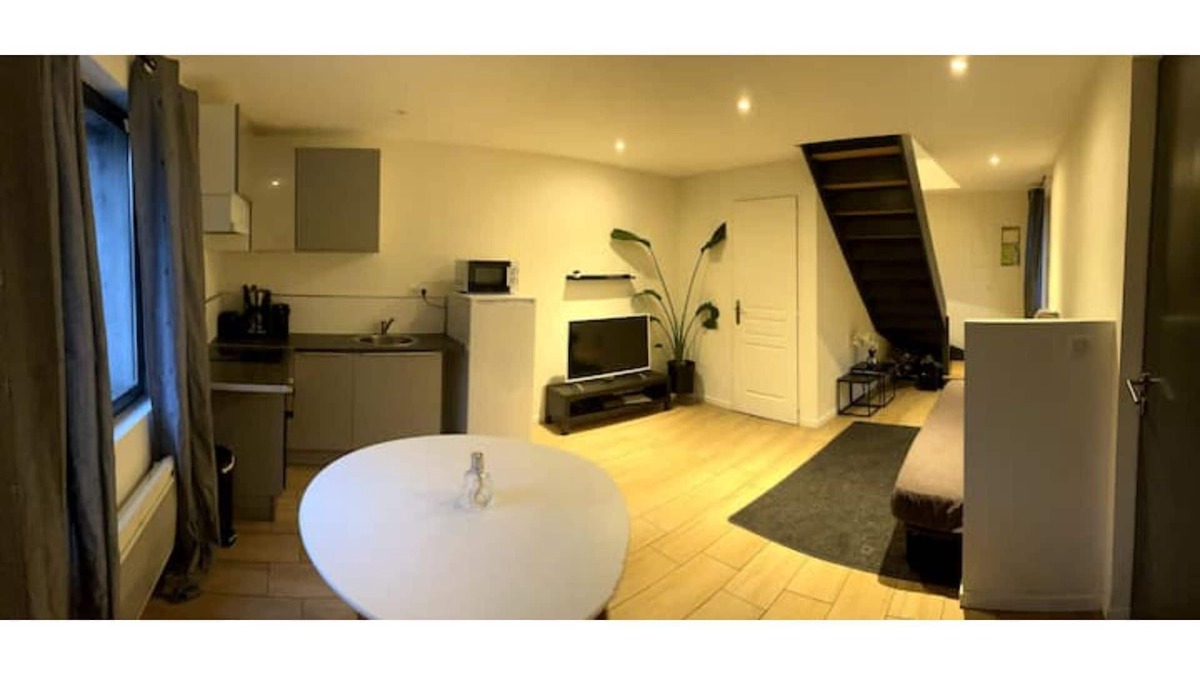 Amiens Apartment | Duplex Proche Zénith, Mégacité, Stade de la Licorne, CHU