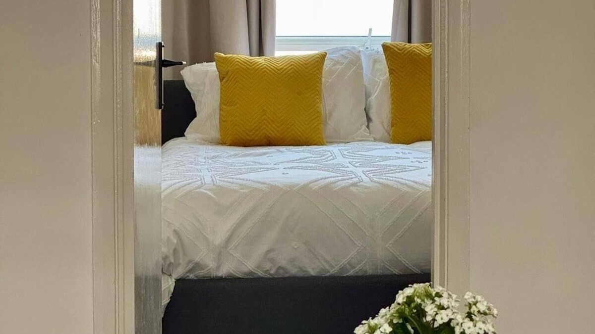 Brownswood Apartment | Duplex studio near Emirates Stadium