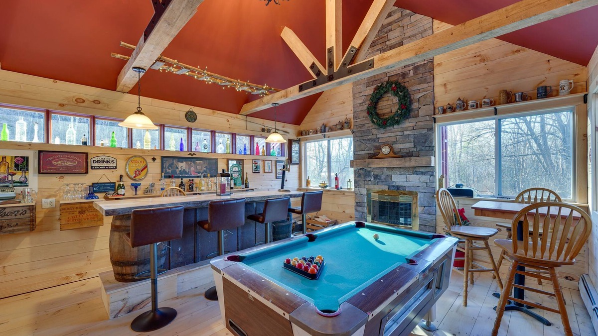 Chittenden House | Duplex Unit, 2 Mi to Chittenden Reservoir!
