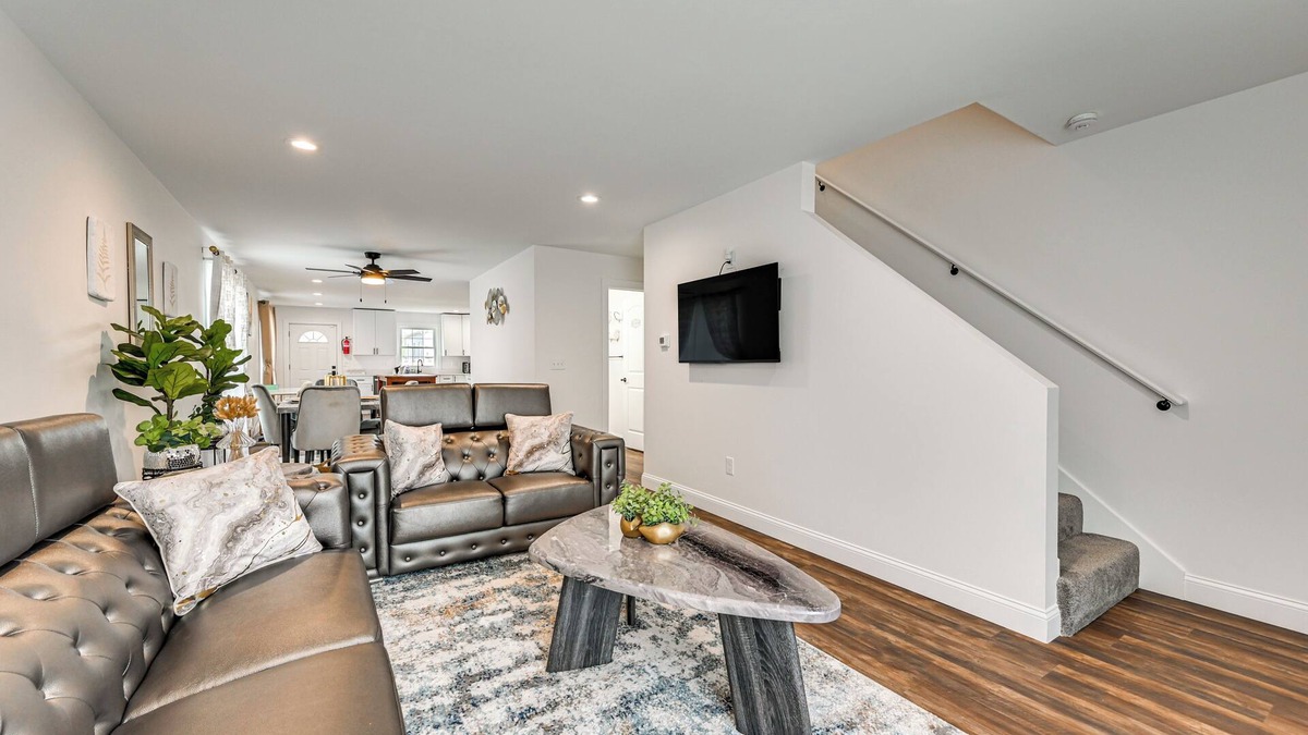 Springfield Condo | Duplex w/Fire Pit ~ 1 Mi to MGM Springfield!
