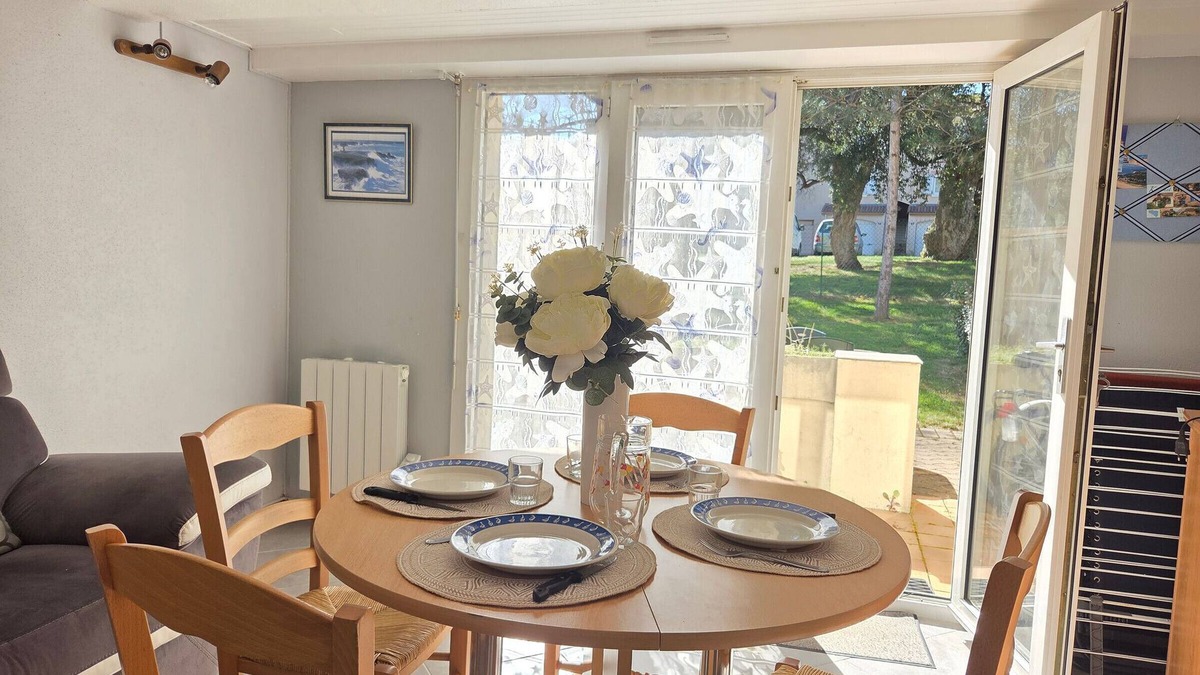 Saint-Brevin-l'Ocean Apartment | Duplex with Private Terrace Near Beach - Saint Brevin L'Ocean