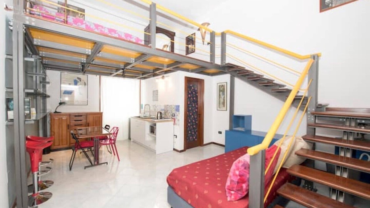 Portici Apartment | Duplex with a view of Vesuvius