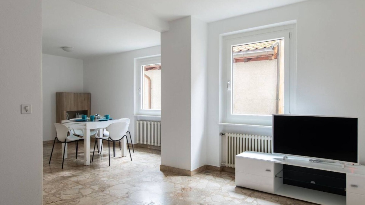 Castagnola Apartment | Duplex with balcony overlooking the lake (ROSE 2)