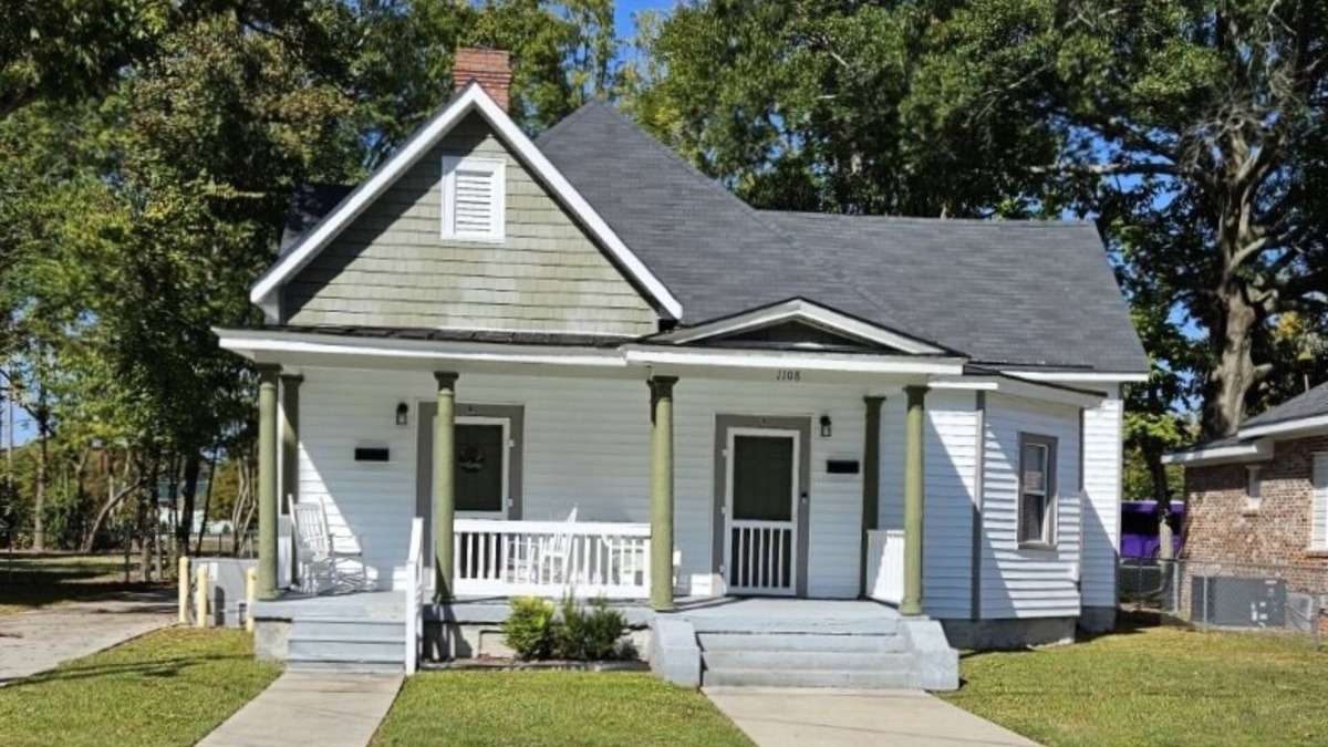 Greenville Apartment | Duplex2 at Chestnut near ECU and ECU Health