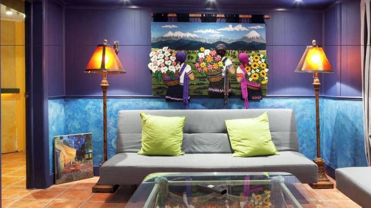 West End House | DuPont - Scandinavian Café & Garden Apartment