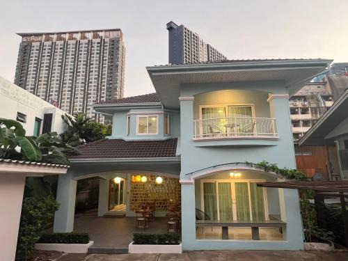 Bang Sue Hotel | Dusita Residence