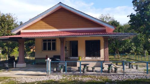 Kuala Krai House | Dusun Rimbun Agro Farmstay 2