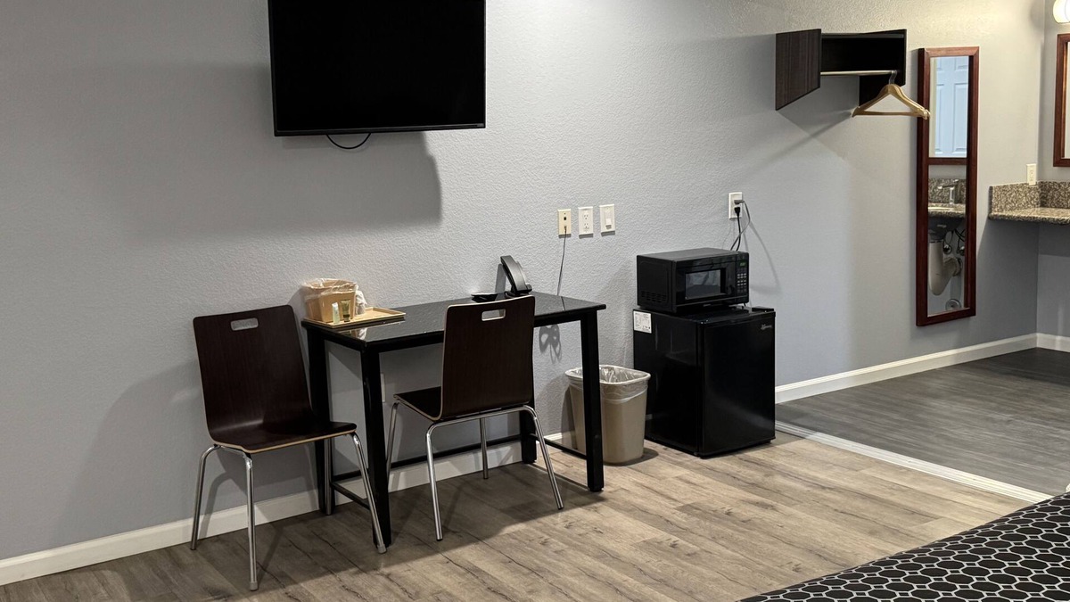 Loma Linda Hotel | Dutch Motel