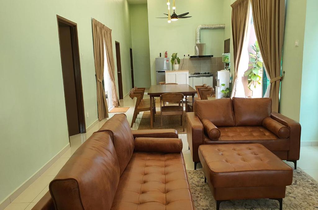 Ayer Molek House | Duyong Damai Homestay by KOWBMAS
