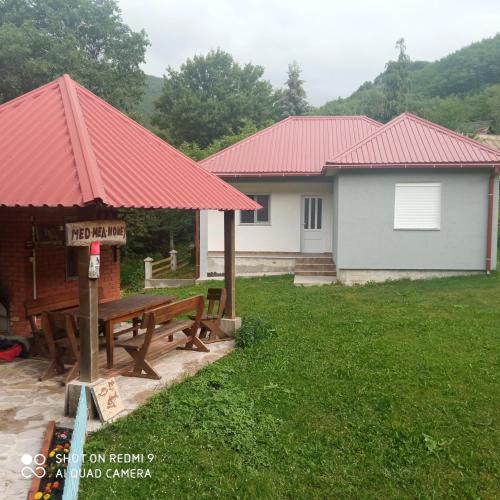 Pluzine Apartment | dvokrevetni apartman