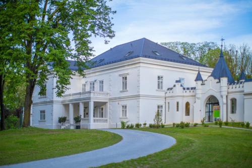 Suhopolje Bed & Breakfast | Dvorac Janković