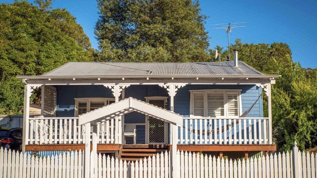 Dwellingup House | Dwellingup Retreat is cottage close to forest and shops
