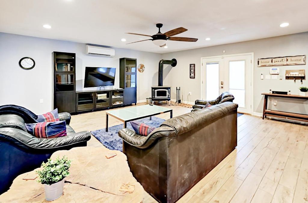 Hendersonville House | Dynasty Palace