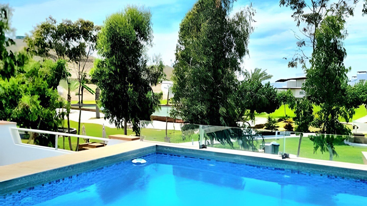 Bujama House | E°|HomeClub Bujama Asia King beach Lima 4B S14
