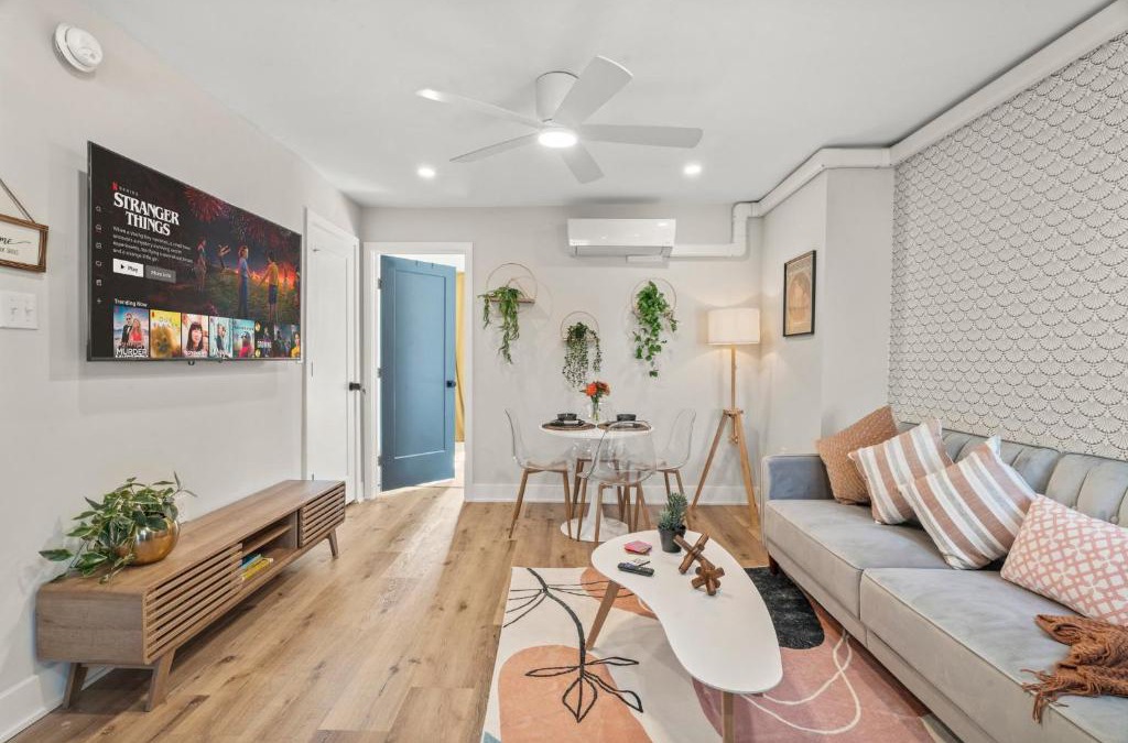 Passyunk Square Apartment | E Passyunk Ave 1 BR Gem - Prime Location!