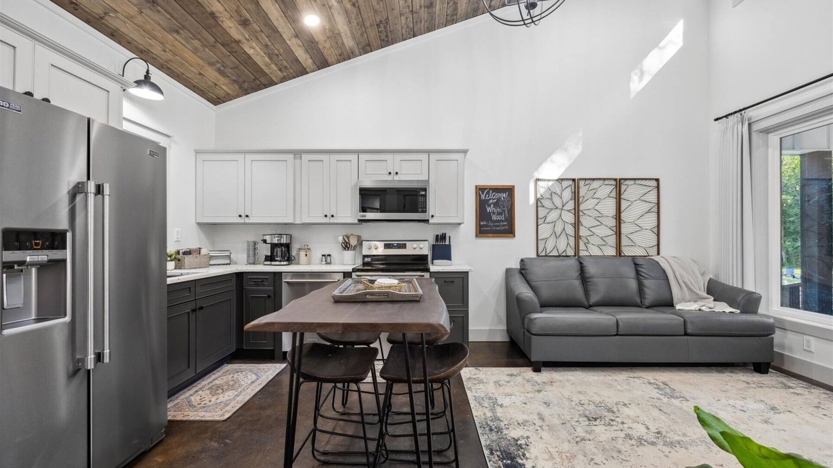 Wildwood House | (E) Whitewood | 1 Bed, 1 Bath