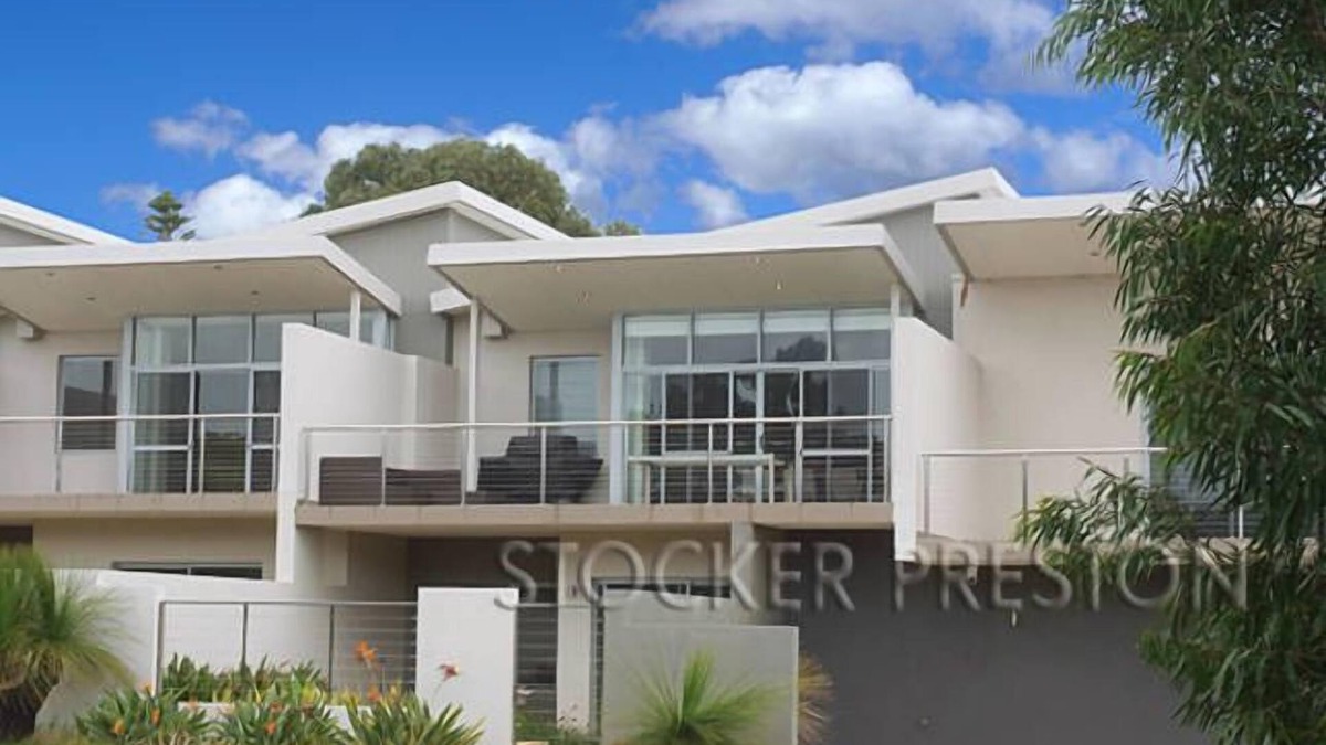 Eagle Bay House | Eagle Bay Beach House